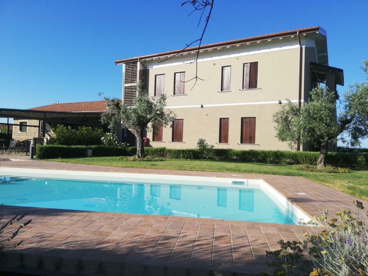 Il Casale Degli Ulivi - Agriturismo - Tenimenti Leone Lanuvio Exterior photo